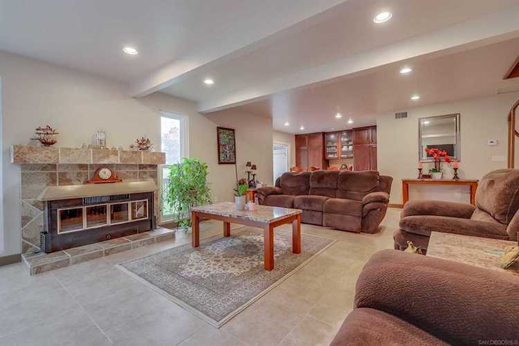 23610 Country Villa Rd Ramona, CA 92065