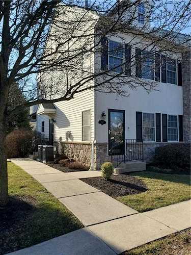 1795 Chateau Place Easton, PA 18045