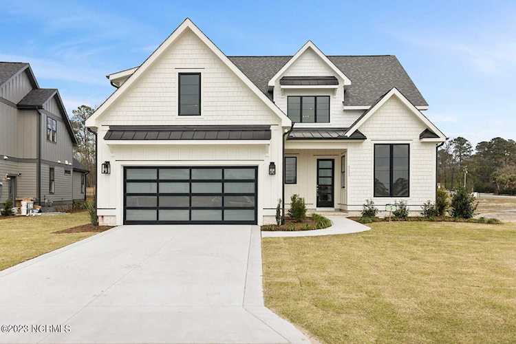 8285 Winding Creek Circle Wilmington, NC 28411