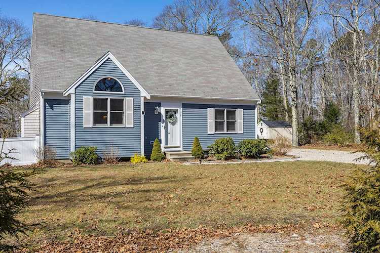 132 Hooppole Road Mashpee, MA 02649