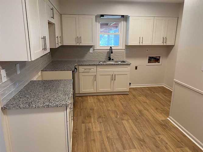 6355 Mullins Station Cv Memphis, TN 38134