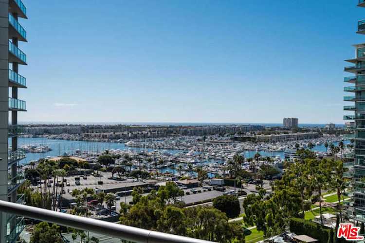13600 Marina Pointe Dr #1615 Marina Del Rey, CA 90292