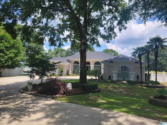 111 Pine Harbor Way Pell City, AL 35128