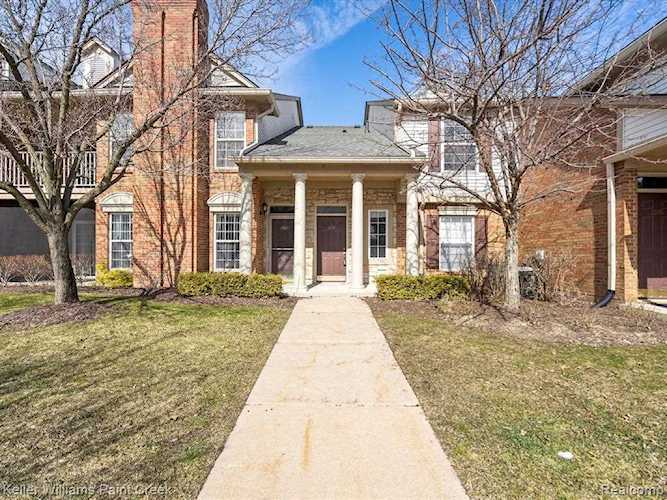 3574 Tremonte Rochester, MI 48306