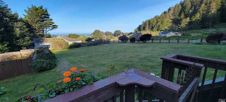 44400 O Roreys Roost Irish Beach, CA 95459