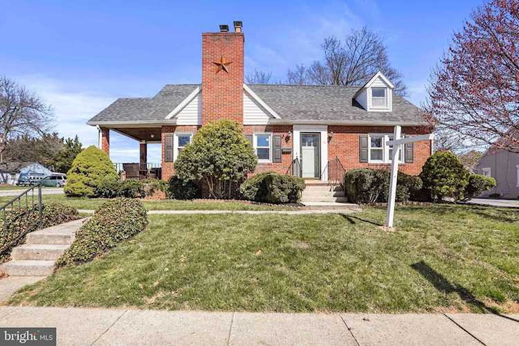 17 W 14th St Frederick, MD 21701