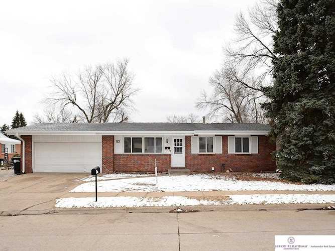 10017 Sprague St Omaha, NE 68134