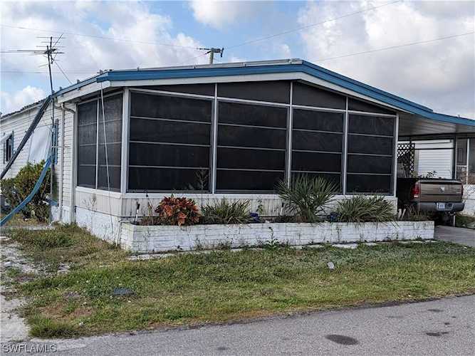 5502 Ben Franklin Ln North Fort Myers, FL 33917 | MLS 223021663 Photo 1