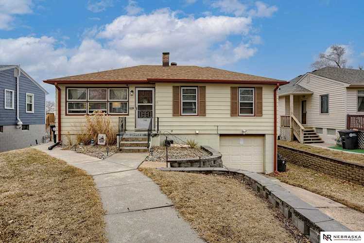 5606 Spring St Omaha, NE 68106