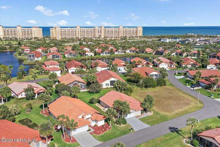 9 San Luis LN Palm Coast, FL 32137