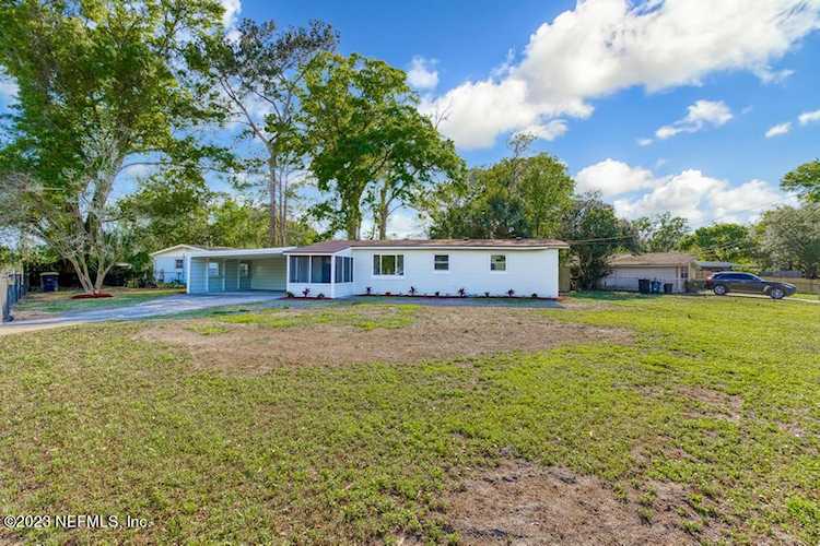 2032 Hugh Edwards DR Jacksonville, FL 32210