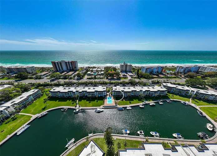 4360 Chatham Dr #108 Longboat Key, FL 34228