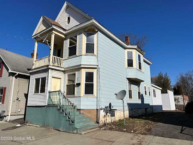 173 Second Ave Albany, NY 12202