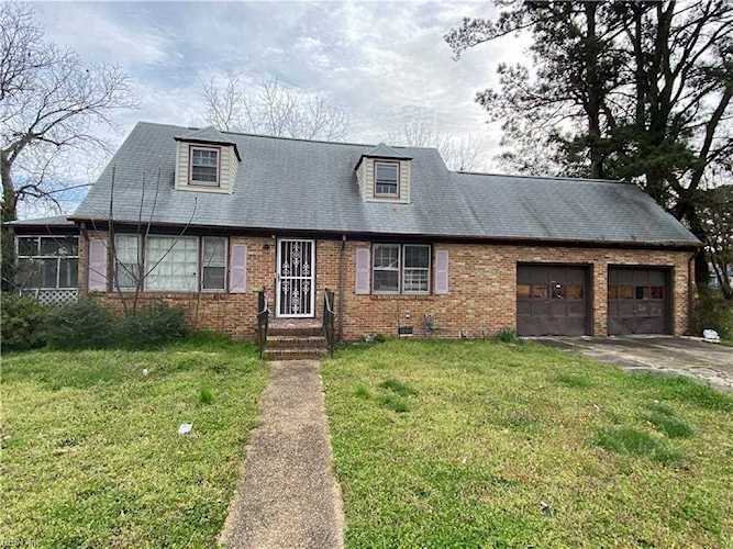 225 Truxton Ave Portsmouth, VA 23701 | MLS 10478473 Photo 1