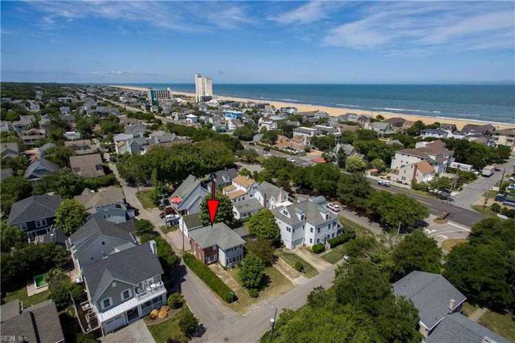 205 51st St Virginia Beach, VA 23451