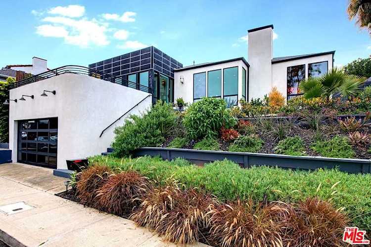 7407 Earldom Ave Playa Del Rey, CA 90293