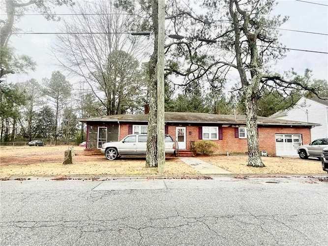 517 Kilby Ave Suffolk VA 23434 | MLS# 10478839 - WilliamLayton.com Photo 1