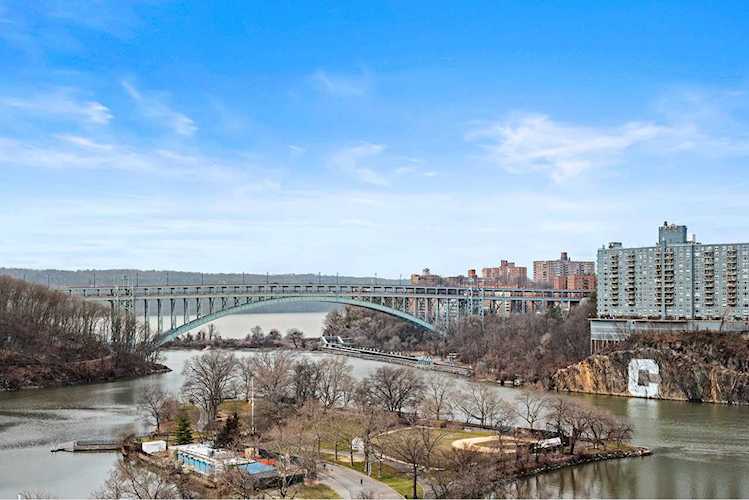 579 W 215th St #5A New York, NY 10034