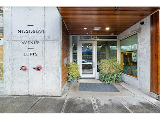 4216 N Mississippi AVE #311 Portland, OR 97217
