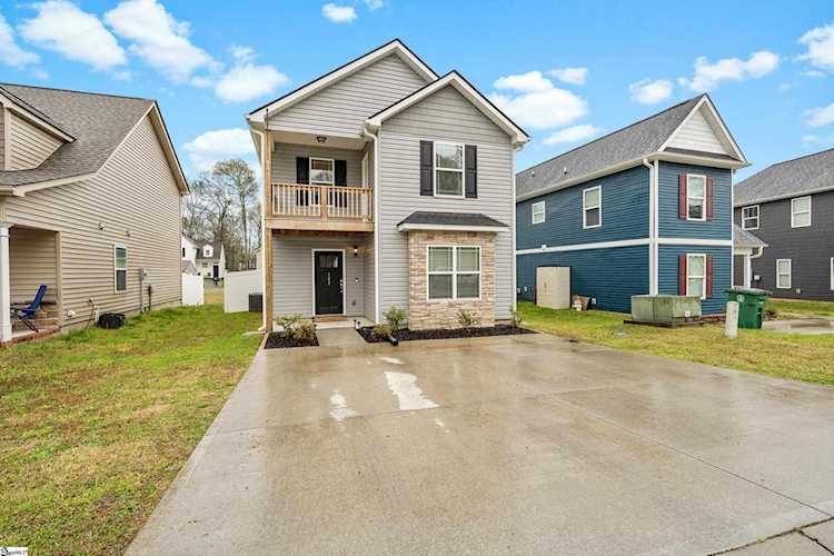 103 Stonebriar Ct Williamston, SC 29697