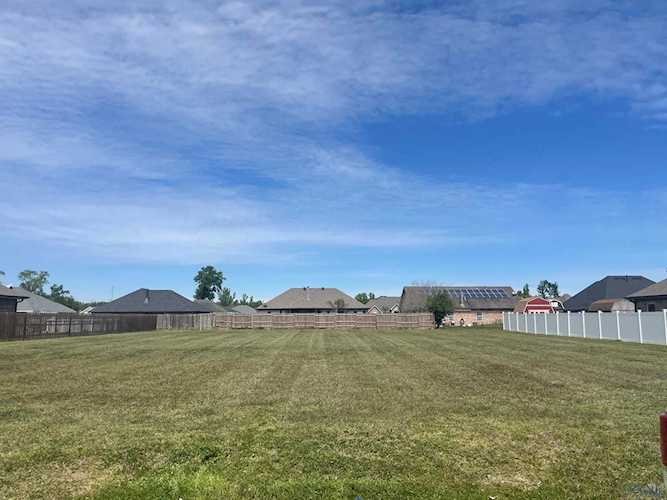 493 Sugar Plum Houma, LA 70364