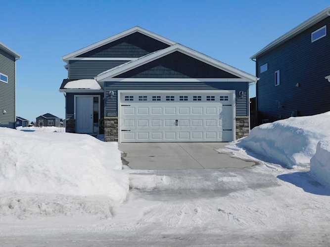 3708 30th St S Moorhead, MN 56560 | MLS 23-959 Photo 1
