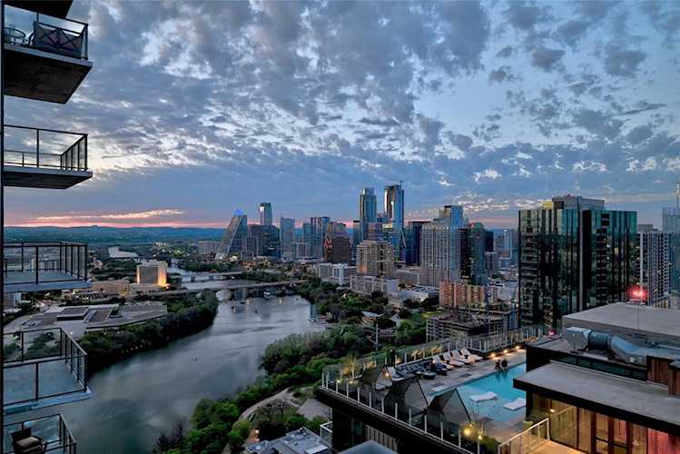 44 East Ave #3304 Austin, TX 78701