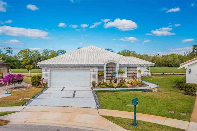 21465 Bridge View Dr Boca Raton, FL 33428