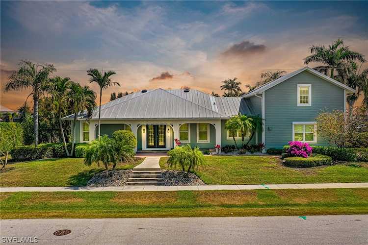 1767 Hummingbird Ct Marco Island, FL 34145