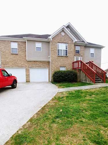 997 KOOKSEY Ln Paris, KY 40361