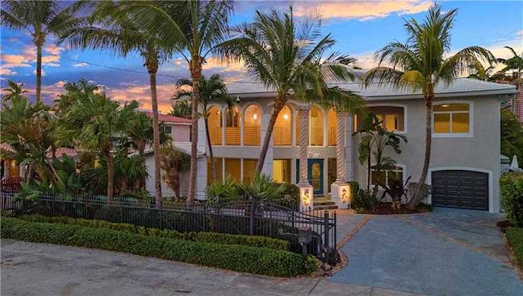 3321 NE 16th Pl Fort Lauderdale, FL 33305