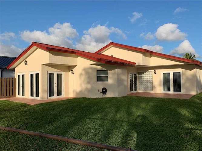 11134 SW 148th Pl Miami, FL 33196