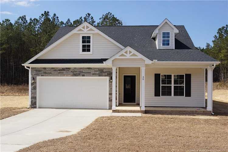 38 Knotts Berry Road Bunnlevel, NC 28323