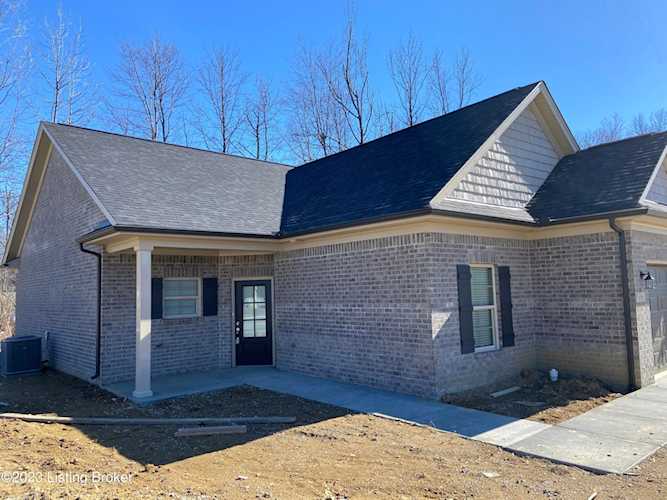 6501 Blum Farm Ct, Louisville, KY 40291 - Ferndale Gardens $249,900 Photo 1