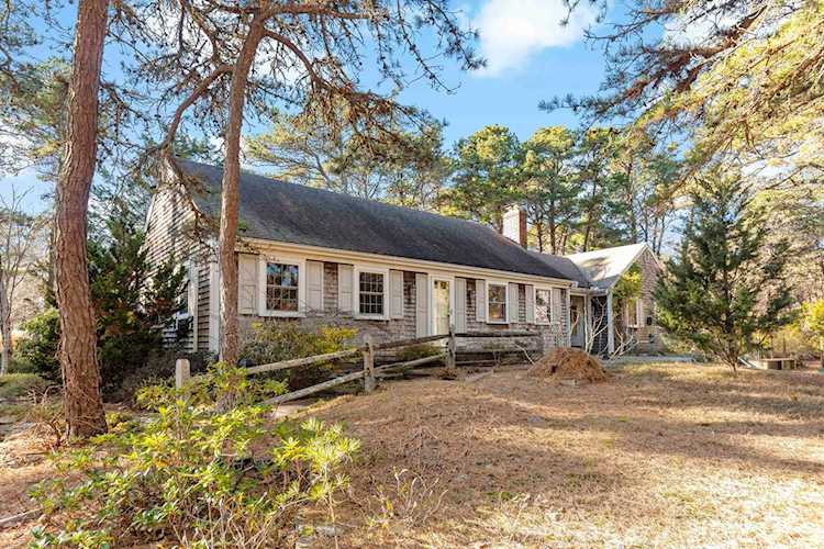 15 Tern Lane Eastham, MA 02642