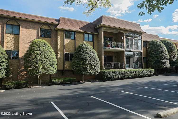 1602 Gardiner Ln #127 Louisville, KY 40205