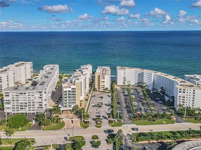 3580 S Ocean Blvd #6C Palm Beach, FL 33480