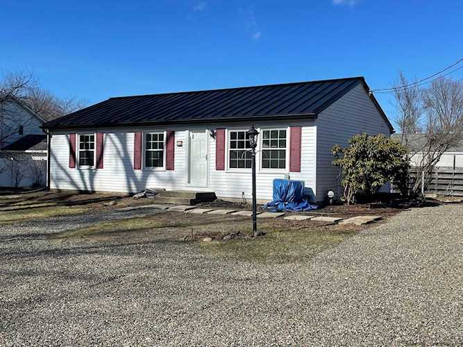 13 Highland Ave Saugerties, NY 12477