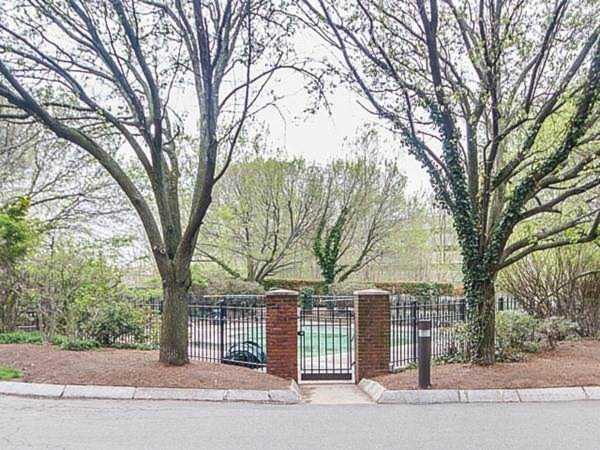 165 Cottage St #612 Chelsea, MA 02150