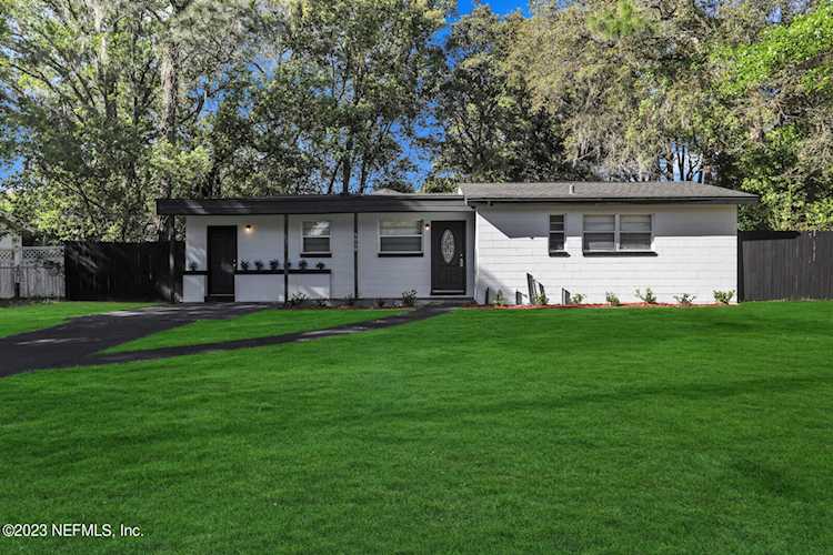 9058 Castle BLVD Jacksonville, FL 32208