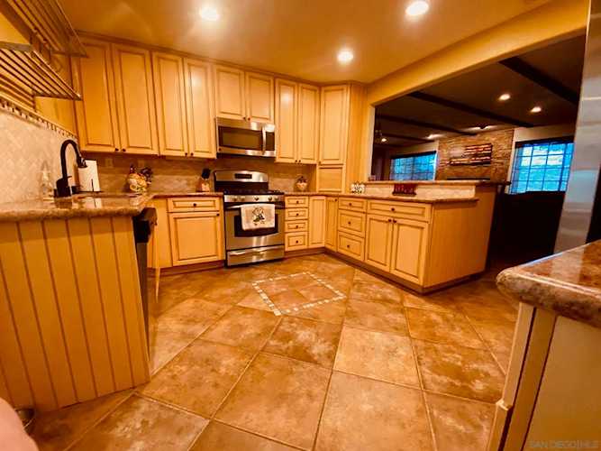 25232 Hereford Dr Ramona, CA 92065