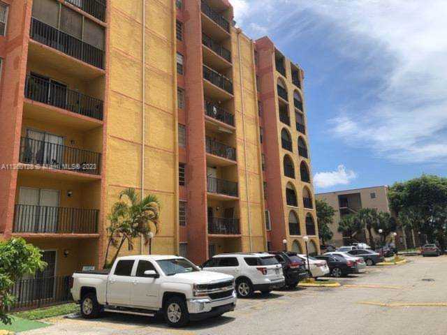 4717 NW 7th St #707-10 Miami, FL 33126