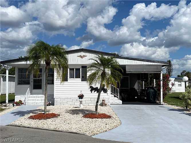 18 Carriage Ln North Fort Myers, FL 33917 | MLS 223010895 Photo 1