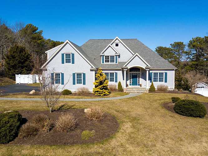 18 Sorrel Circle East Falmouth, MA 02536 | MLS 22300600 Photo 1