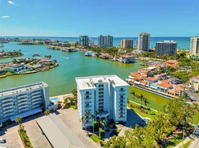 250 Park Shore Dr #302 Naples, FL 34103