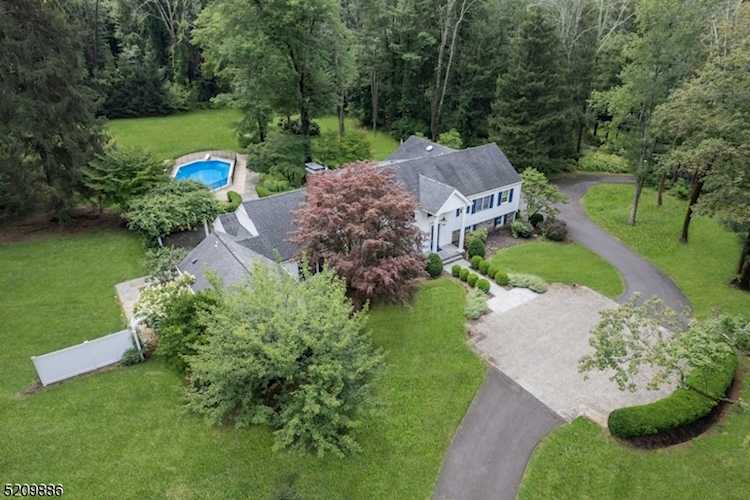 147 Glen Alpin Rd Harding Twp., NJ 07960