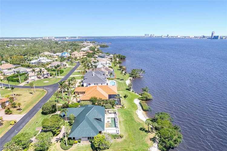 12540 Panasoffkee Dr North Fort Myers, FL 33903