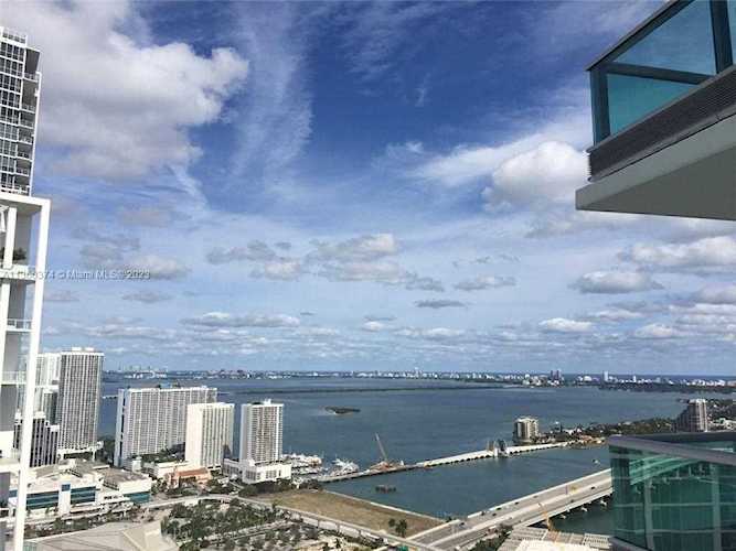 900 Biscayne Blvd #4810 Miami, FL 33132