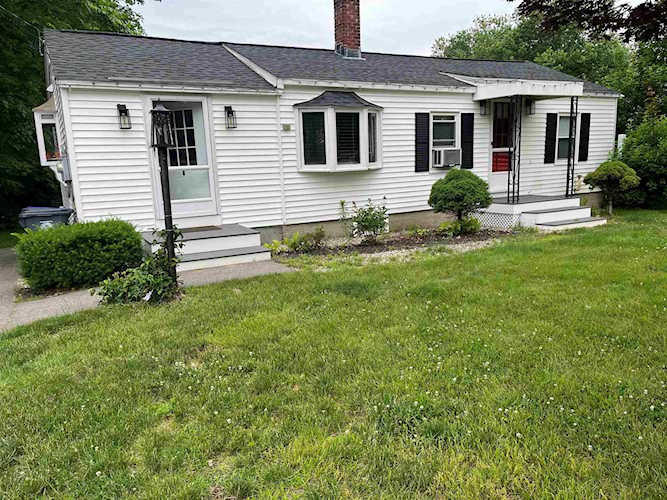 552 Main St Hampstead, NH 03841 | MLS 4939856 Photo 1