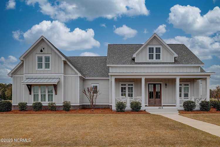 204 E Colonnade Drive Hampstead, NC 28443
